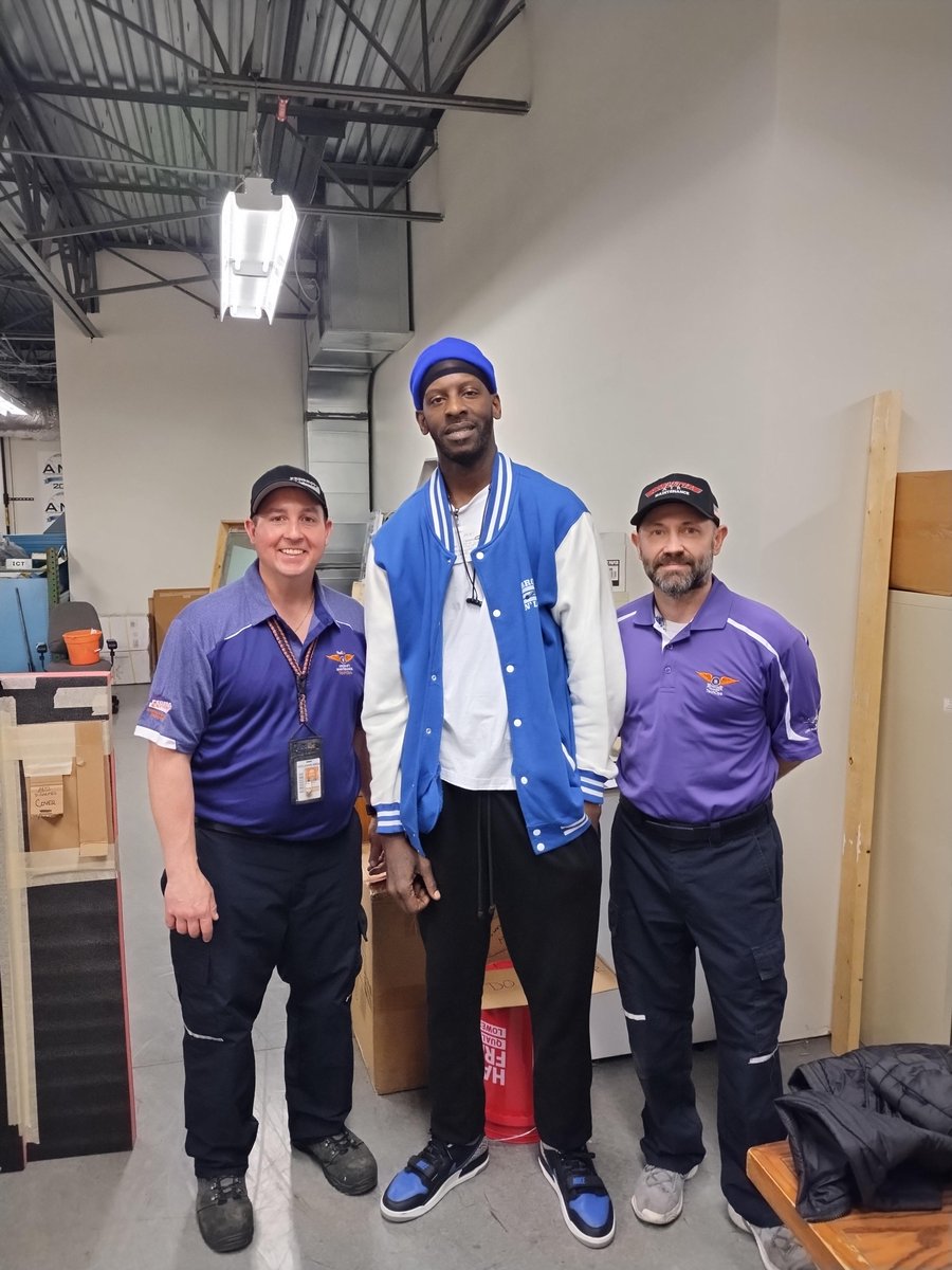 SUSLA Aerospace students James Brantley , and Derrick Collins , attended an Aerospace Maintenance Competition in Chicago sponsored by PSA Airlines. The competition is held annually in conjunction with Aviation Week Network's MRO Americas. susla.edu/page/airframe-…