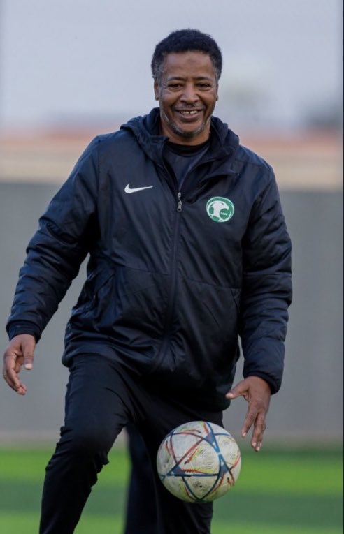 السلام عليكم ورحمة الله وبركاته / اللهم إني أشهدك واشهد ملائكتك وحملة عرشك وجميع خلقك باني سامحت وعفوت عن جميع من أساء لي من عبادك سواءا بحضوري او في غيابي اللهم أعفو عنهم واغفر لهم انك سميع مجيب