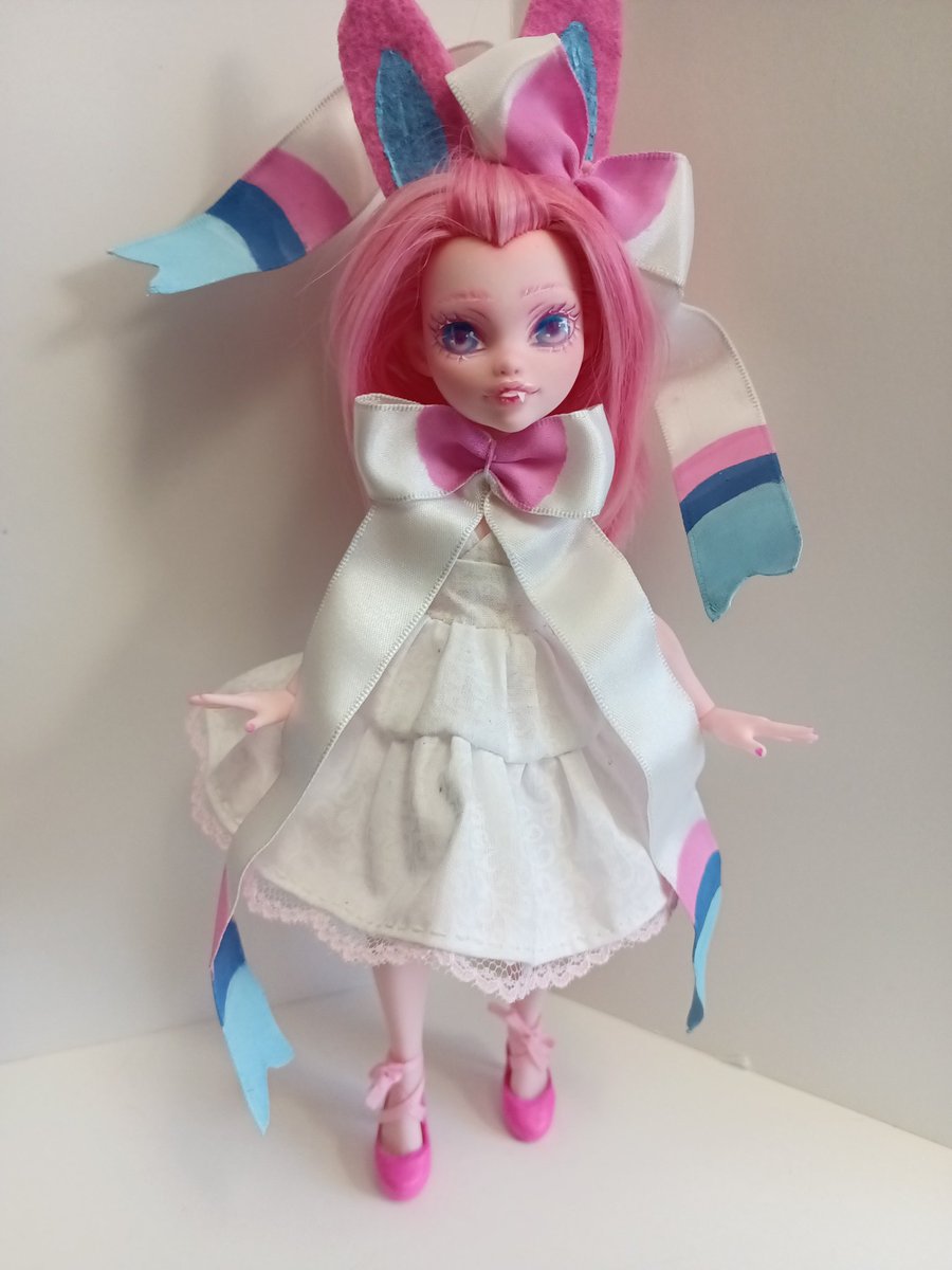 My Sylveon custom doll is done!