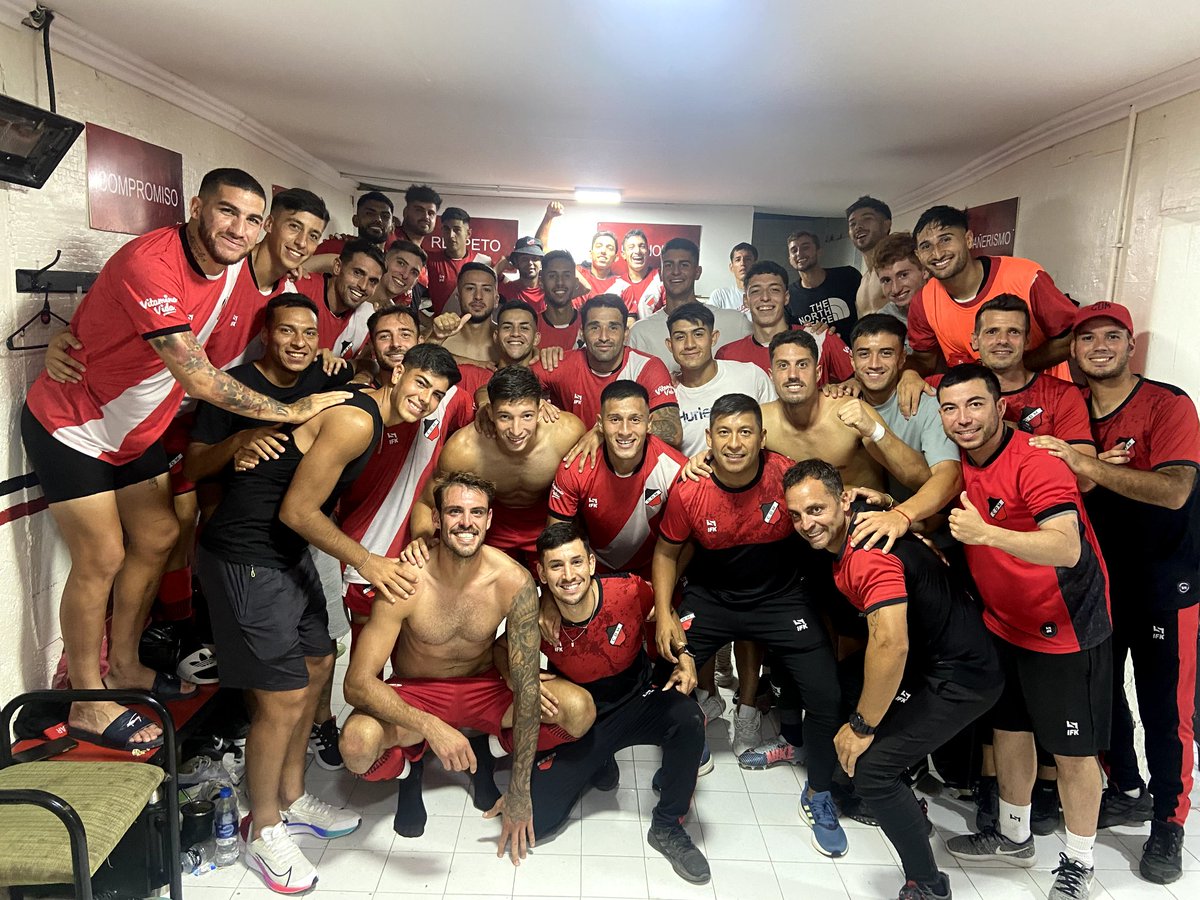 Qué sea siempre ROJO! 🇾🇪