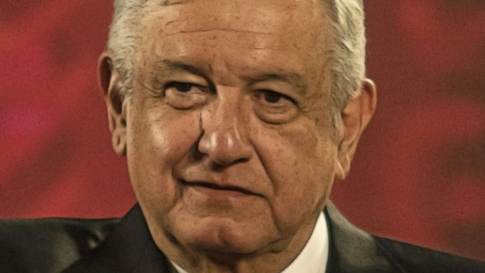 ElDatoEcua's tweet photo. #Urgente “¡NOBOA ELIGIÓ SERVIR A LOS MÁS NOBLES INTERESES DE LA JUSTICIA DE SU PAÍS!”

 “Aplaudo al joven presidente ecuatoriano, porque un ladrón de corbata fue detenido y no logró burlar a los ecuatorianos (...) Noboa no eligió las formas, los honores, escogió servir a los más nobles intereses de la justicia de su país”, manifestó el periodista
Jaime Bayly. @BaylyOficial

#EcuadorVotaInformado #ladata