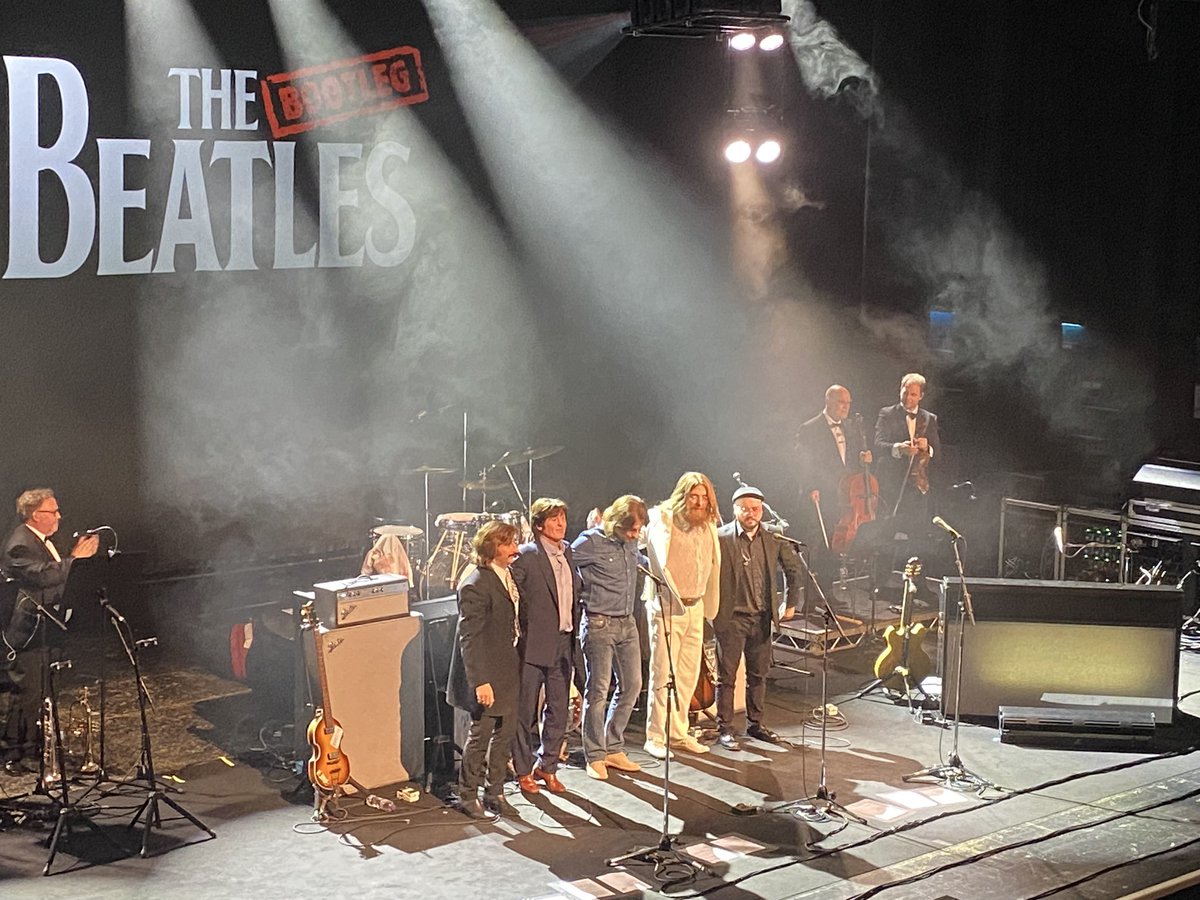 Terrific to see the Bootleg Beatles in St Albans tonight. Really excellent. I last saw them supporting Oasis at Knebworth in 1996!