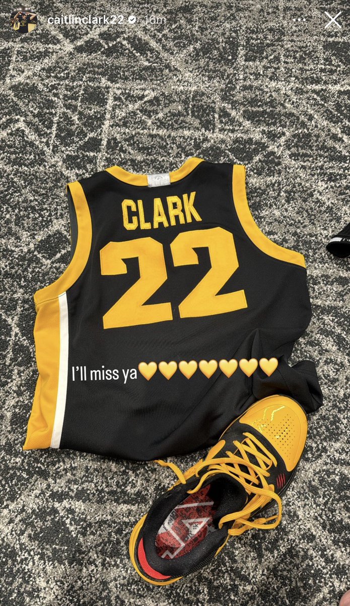 DavidEickholt's tweet photo. Caitlin Clark’s latest Instagram story: 

22’s college career is done. https://t.co/TtDZj8niSw