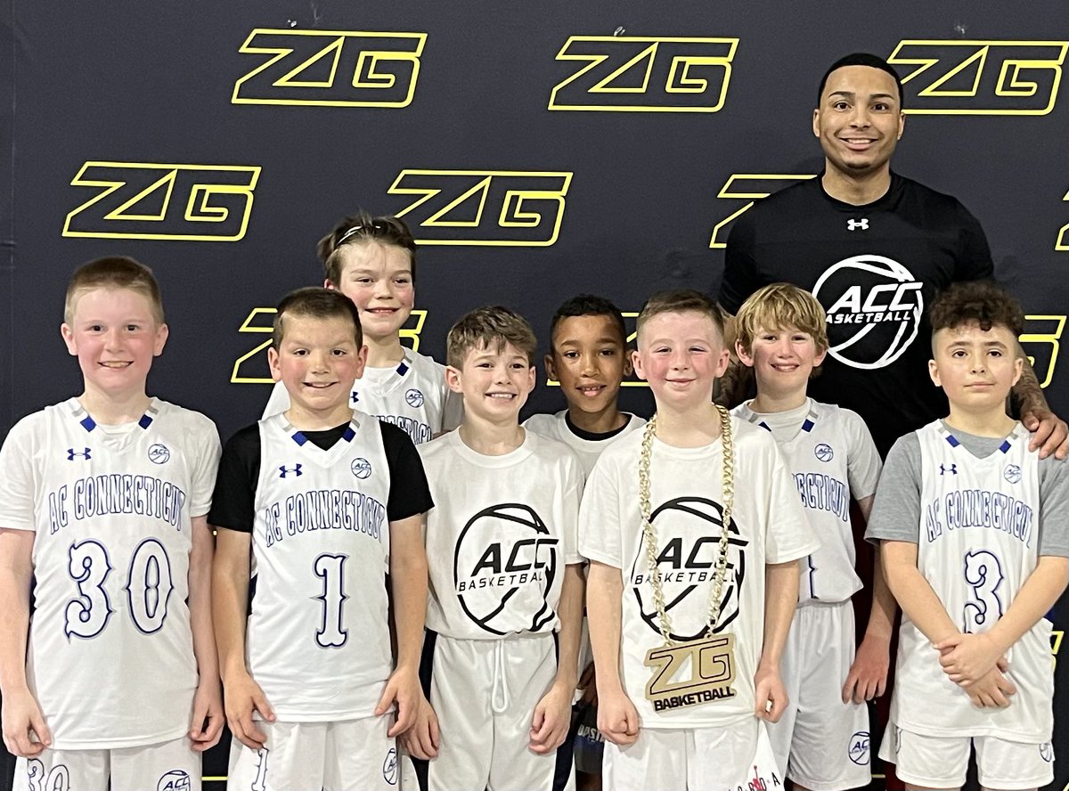 Taking home the ⛓️ for the 4th grade boys division we’ve got @ACCTbball 🔥 these young bulls can ball‼️🫡

#ZeroGravityBB #ZGChasefortheChain