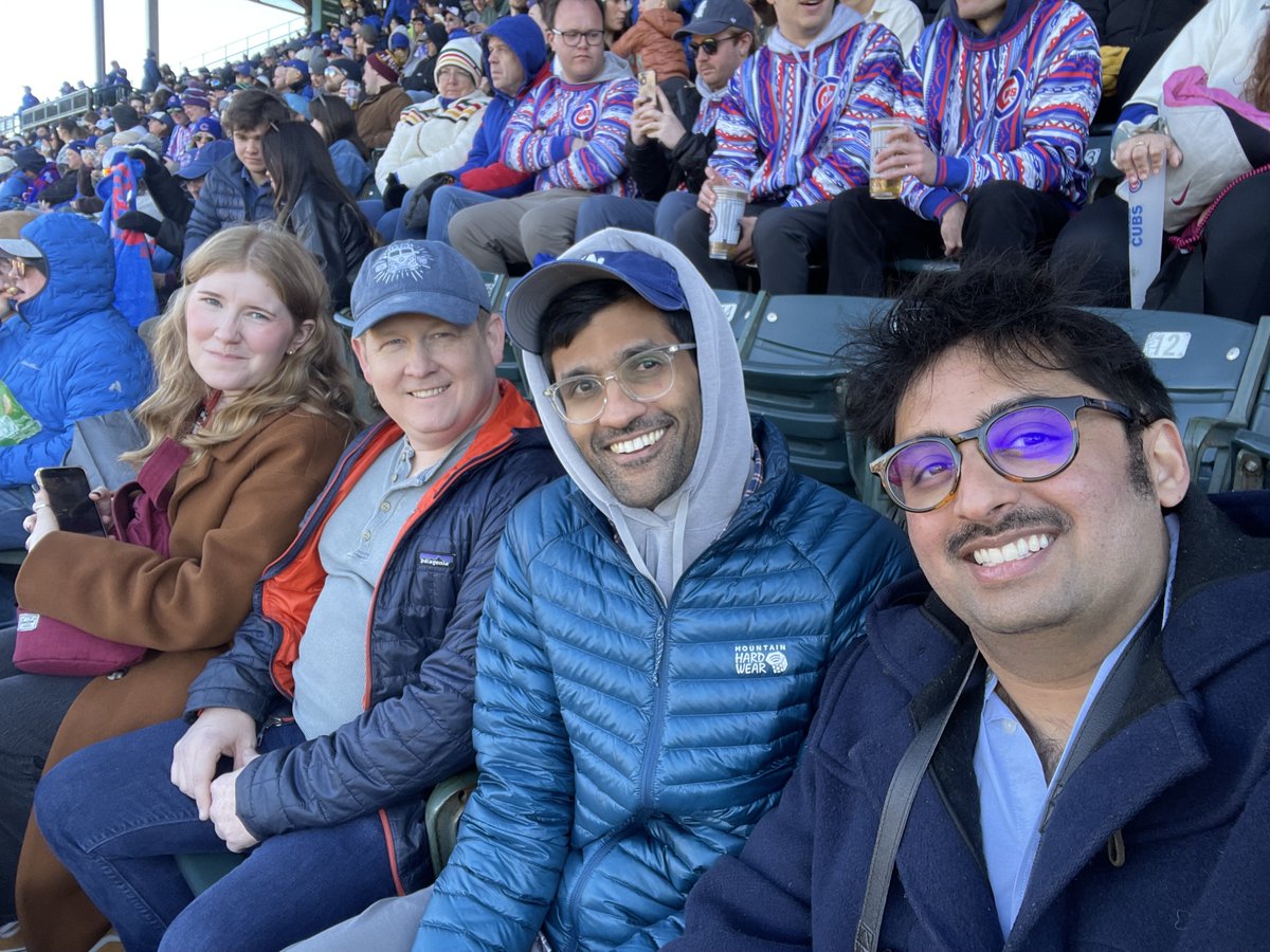 Great to particpate in the future of vascular education @APDVS in Chicago. Led by our fearless leader @JungEnjae, and a little time for an afternoon at the ballpark. @LeoDaabMD, @RhusheetPMD