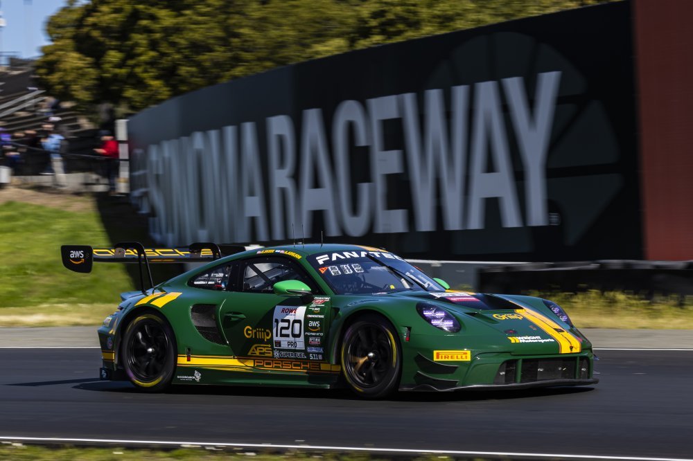 Adam Adelson and Elliott Skeer sweep the weekend in the Fanatec GT World Challenge America powered by AWS at Sonoma with Wright Motorsports. Bill Auberlen and Varun Choksey keep Luca Mars and Zach Veach behind them for another P2 finish in Pro. 📸 Fabian Lagunas | #GTWorldChAm