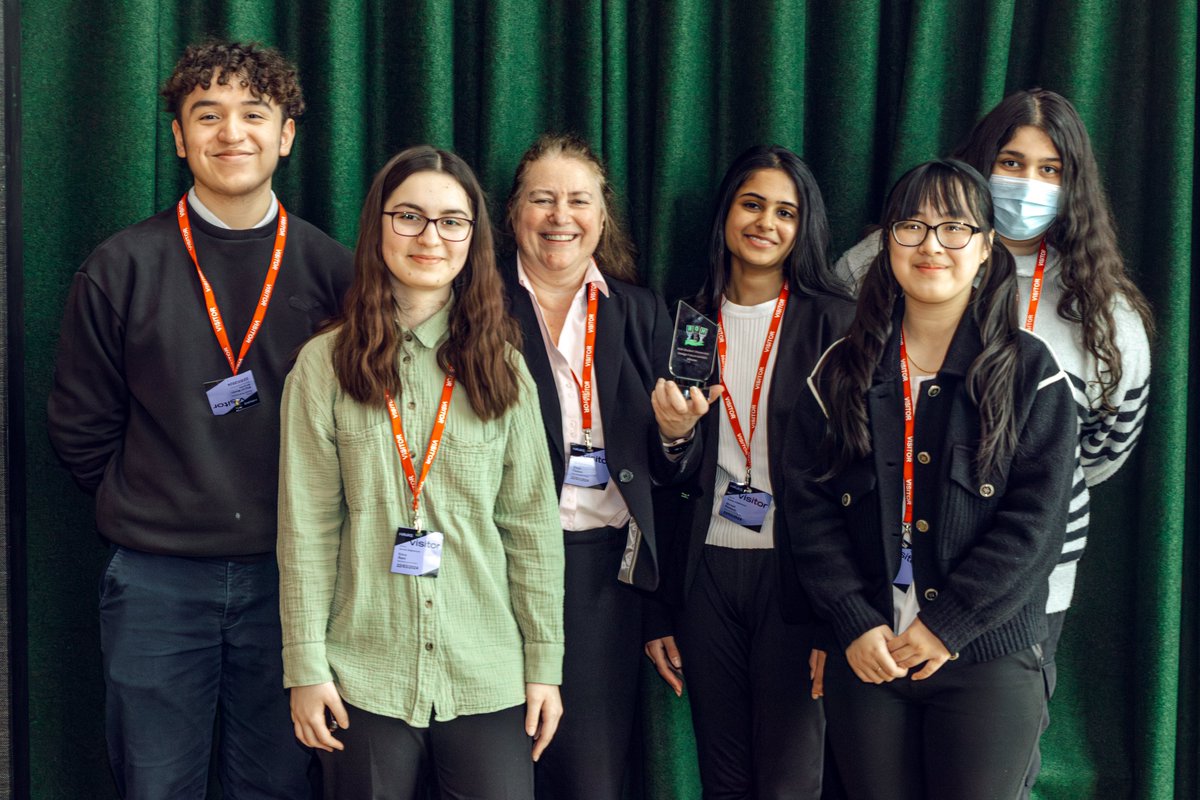 Reach Out 2 Kids tweet media