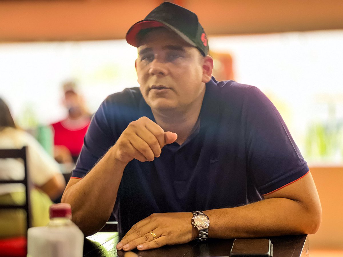 Federmanvizcai's tweet photo. Estamos muy contentos de poder continuar ese trabajo maravilloso de @sandraleventhal cómo coordinadora del Departamento del Atlántico del partido nuevo liberalismo asumimos este nuevo reto de construir sobre lo construido con mucho compromiso y responsabilidad.
#NuevoLiberalismo https://t.co/EKo8IoUlgC