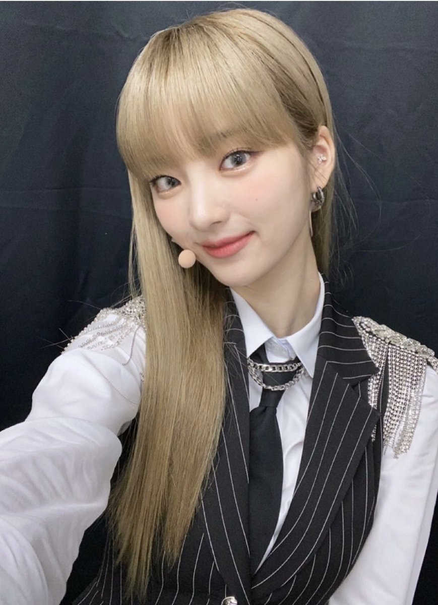 spaw_luvs's tweet photo. Yo vine de guardia para #𝑓ai𝕣y草莓·ꢸ𝚠𝕚𝚗𝑥𝕚es porque nadie le va a hacer daño a estas bonitas en un día tan especial para ellas, todos disfruten de #𝑔𝕠𝕠𝚍𓈒࣪ꕨ્𝚋ō𝚗es y de las lindas hadas que nos traen arte ♡

𝚢𝟚k 𝚙oėm ᯽ ◦ #𝔄de𝕝aide https://t.co/4YPeVFjP4L