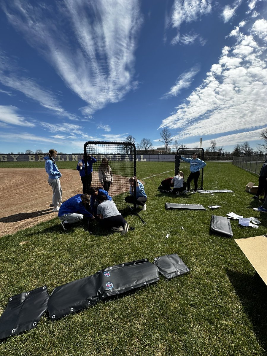 BerlinBearsSB's tweet photo. What a squad we have coming out in full force today to get the fields ready for our first HOME game… yes you read that right! No tornados are holding us back this season #BearDads coming in clutch with this temporary fix on our cage!
HOME GAME this Wednesday against Jerome!! 🤩 https://t.co/8lYxSBZCiF