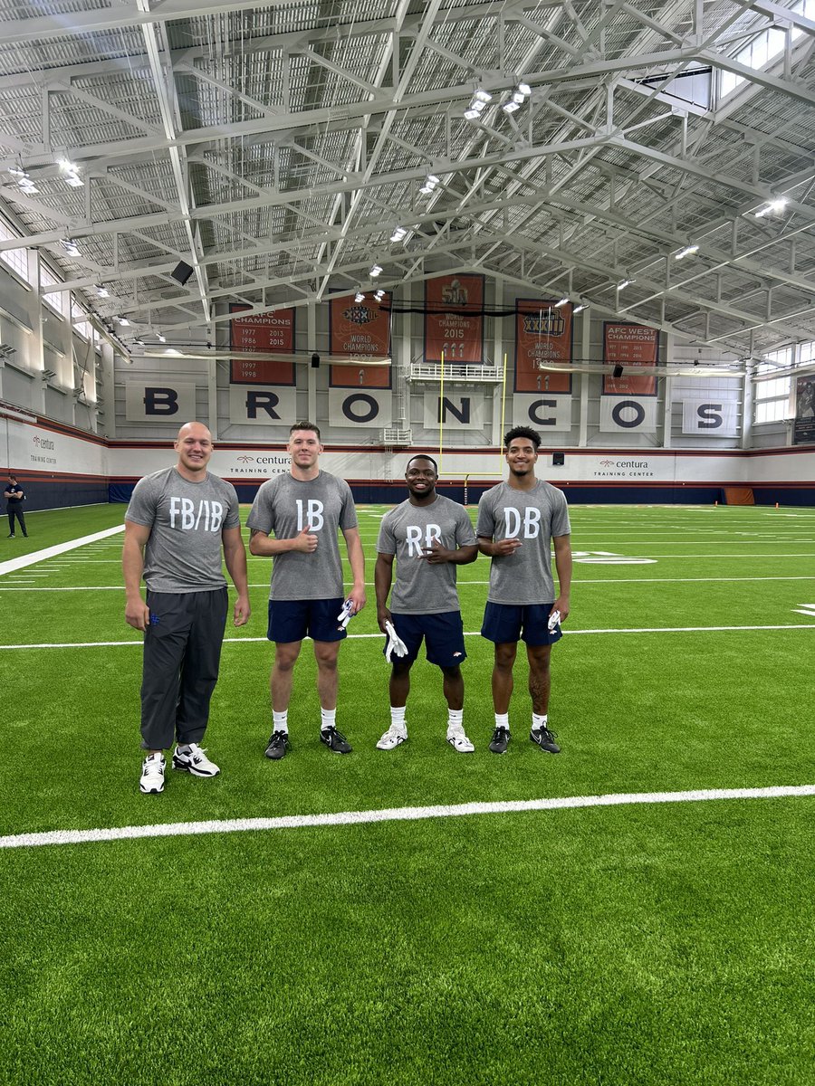 Go Air Force tweet media