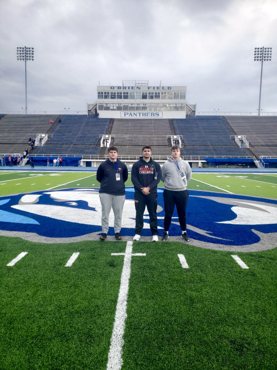 After a great Junior Day with teammates @eddydase and @PetarSTRBAC1, and a great conversation with @CoachCannova63, I am humbled to receive my first offer from Eastern Illinois! @FB_Coach_Wilk @EIU_FB @HawksMaine @EDGYTIM @PrepRedzoneIL @Bryan_Ault @DeepDishFB @CoachChris_Roll