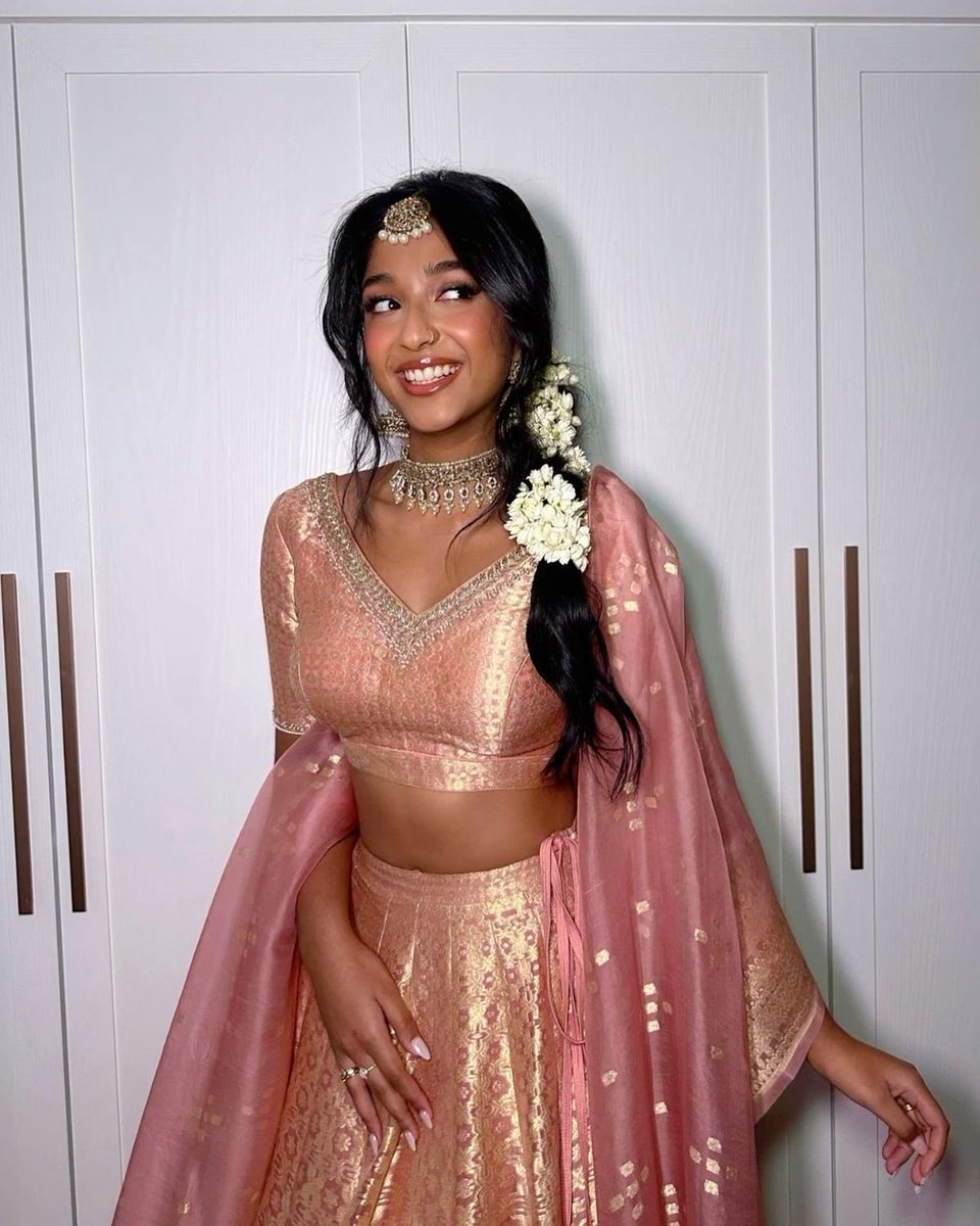 Reasons why a Indian Rapunzel makes sense Thread 🧵-