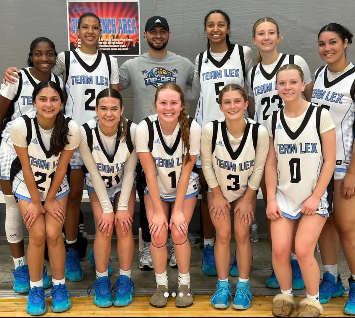 Undefeated 💙 Congratulations to our Team Lex 17U Gold squad for earning a 3-0 finish at the 14th Annual She’s Ballin Extravaganza! @ShesBallin Way to work, ladies! Great job Coach! @CoachMike_SU