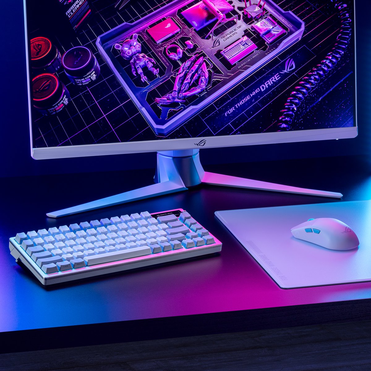 Simple & sleek 😎 Pair up the ROG Azoth Moonlight White Edition with the Harpe Ace Aim Labs Edition mouse to complete the setup! See the collection 👉 us.rog.gg/ROG-Moonlight-…