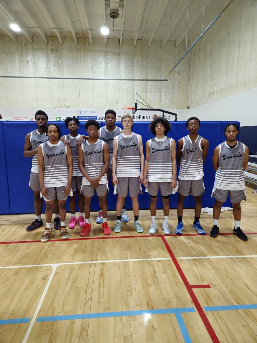 Servants Gold close out the <a href="/PrepHoopsOK/">Prep Hoops Oklahoma</a> event 4-0 with a win over Tulsa OK Hutlers 65-45. Back at it again next weekend in Dallas. 🙏