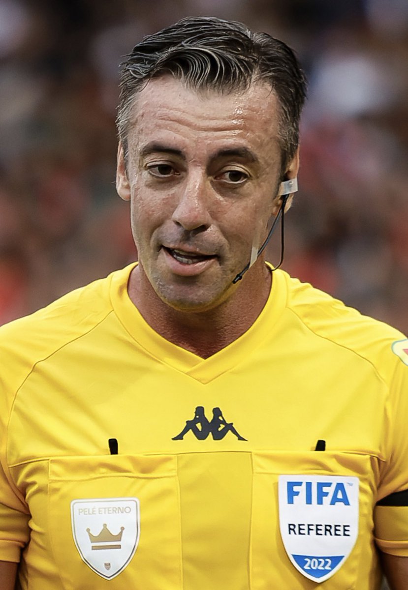 Coincidências do futebol paulista: Raphael Claus apitou as 3 últimas finais do Paulistão: 2022, 2023 e 2024. Outra coincidência: O Palmeiras ganhou as 3…