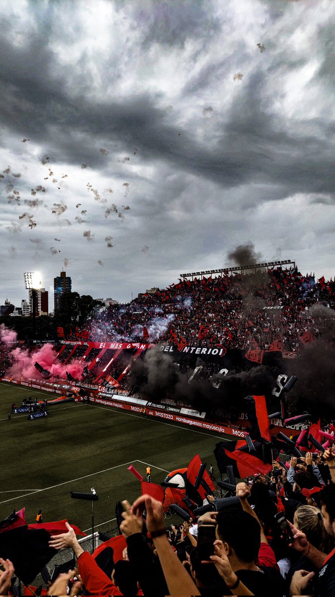 Lo único indiscutible. Nosotros.