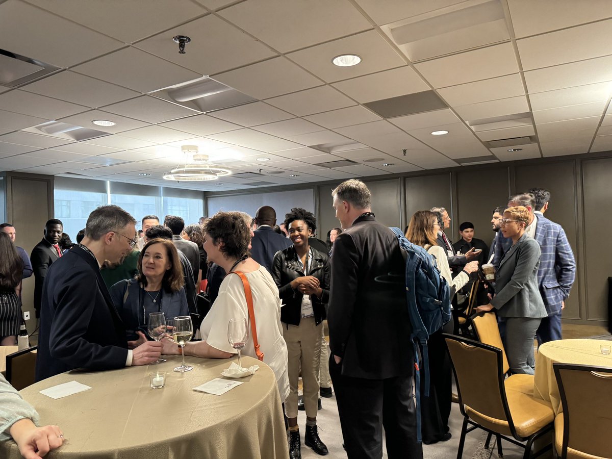What a great social event at the tristate ACC chapter reception Michigan Ohio and Indiana . So much networking and delighted to meet so many young enthusiastic chapter members . Thanks to Catarina Gwen and Taylor for superb organization @MichiganACC @OhioACC