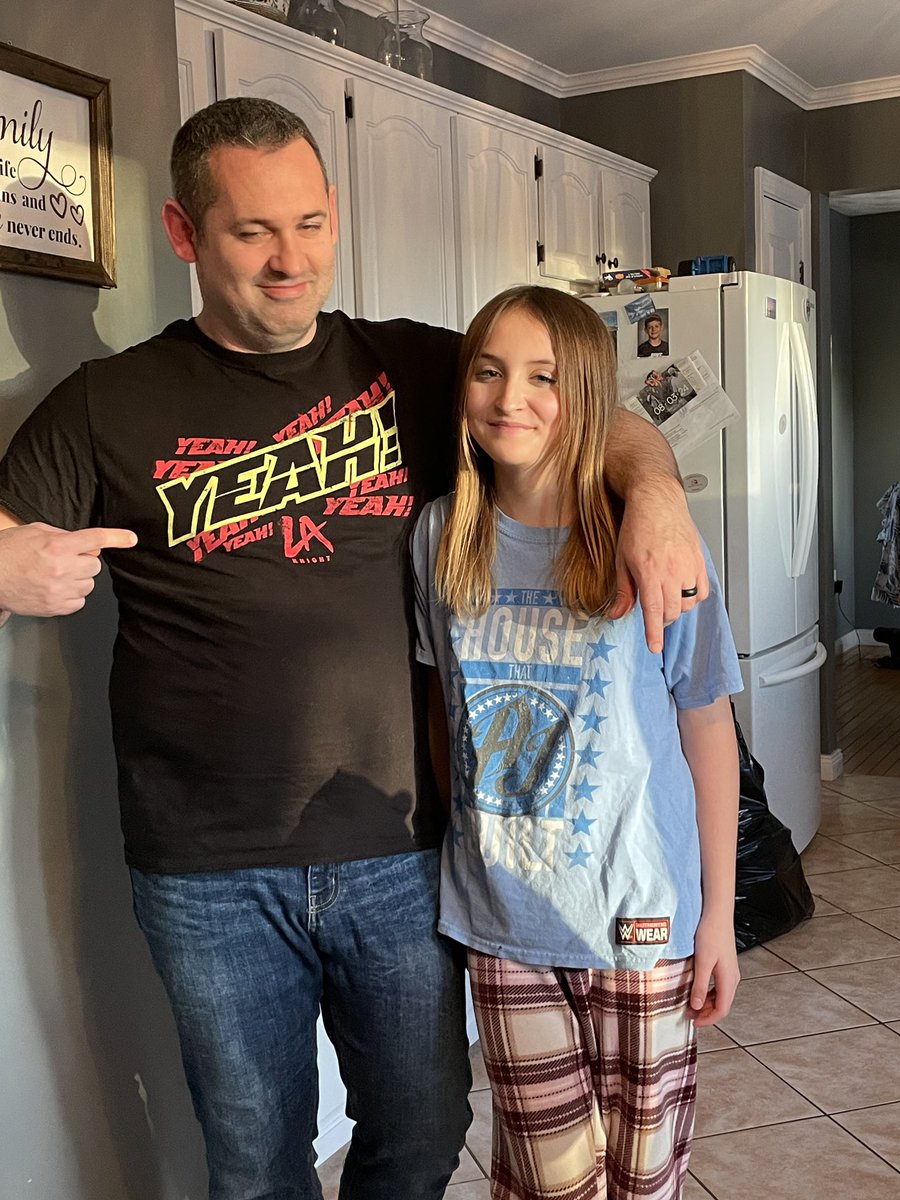 fudge006's tweet photo. Let me talk to you….

She might be my little girl, and maybe I have some work to do. But you know what they say, dad always knows what’s best.  YEAH!!!! 🎤 @RealLAKnight @AJStylesOrg @WWE #WrestleMania https://t.co/HxIM3mYMi2