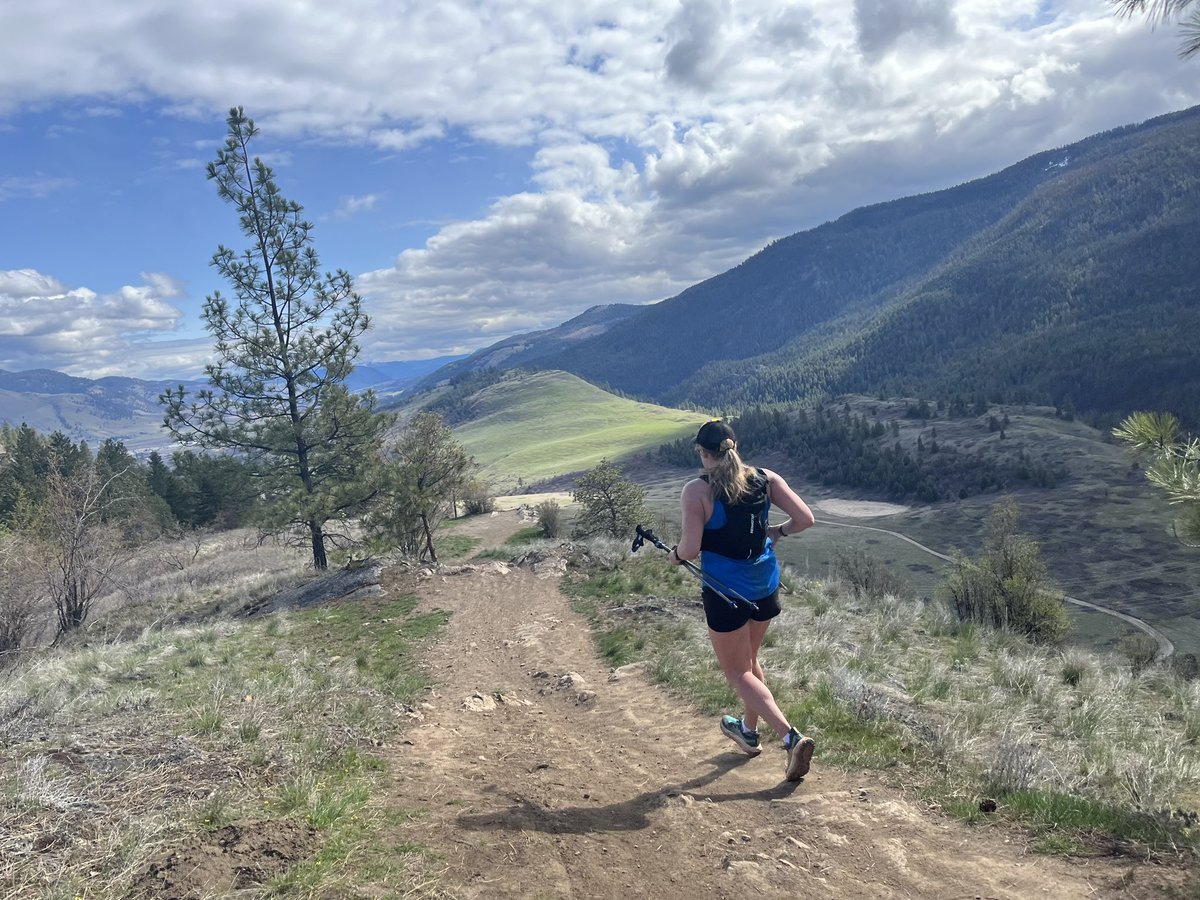 There is magic in misery…just ask a runner ✌🏻🏃🏼‍♀️

#running #trailrunning #kallake #choosestrong