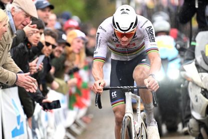 Wow, Matthieu van der Poel is a superstar successfully defending his #ParisRoubaix2024 title. I'm blurry eyed this morning, but what a Spring campaign it's been all round so far. While I'm a Pogacar fan, there is no doubt Matthieu is the best cyclist in the world at the moment.