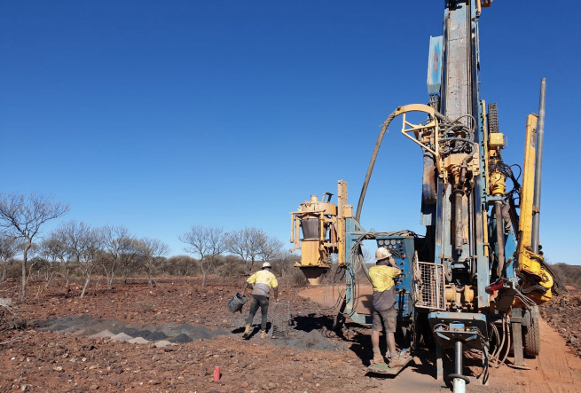 It's great to have the rig back on site drilling at our Sandstone Gold Project! 

This program intends to test a number of regional gold targets identified from our recent exploration activities at Sandstone North.

Look forward to updating shareholders shortly.

Annoucement Link