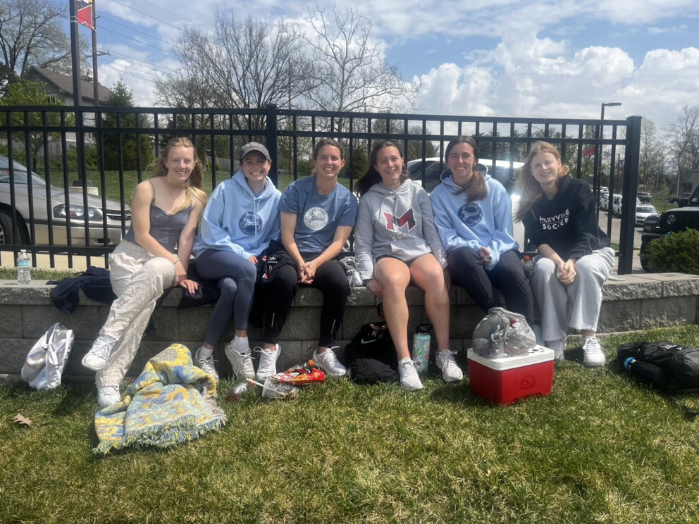 MUW⚽️ enjoying a beautiful Sunday afternoon watching @MaryvilleWLAX as the #6 team in the country continues their excellent season by beating Quincy 16-10 on Senior Day…congratulations to the team and all of the seniors!! #keepitgoing #SaintsNation