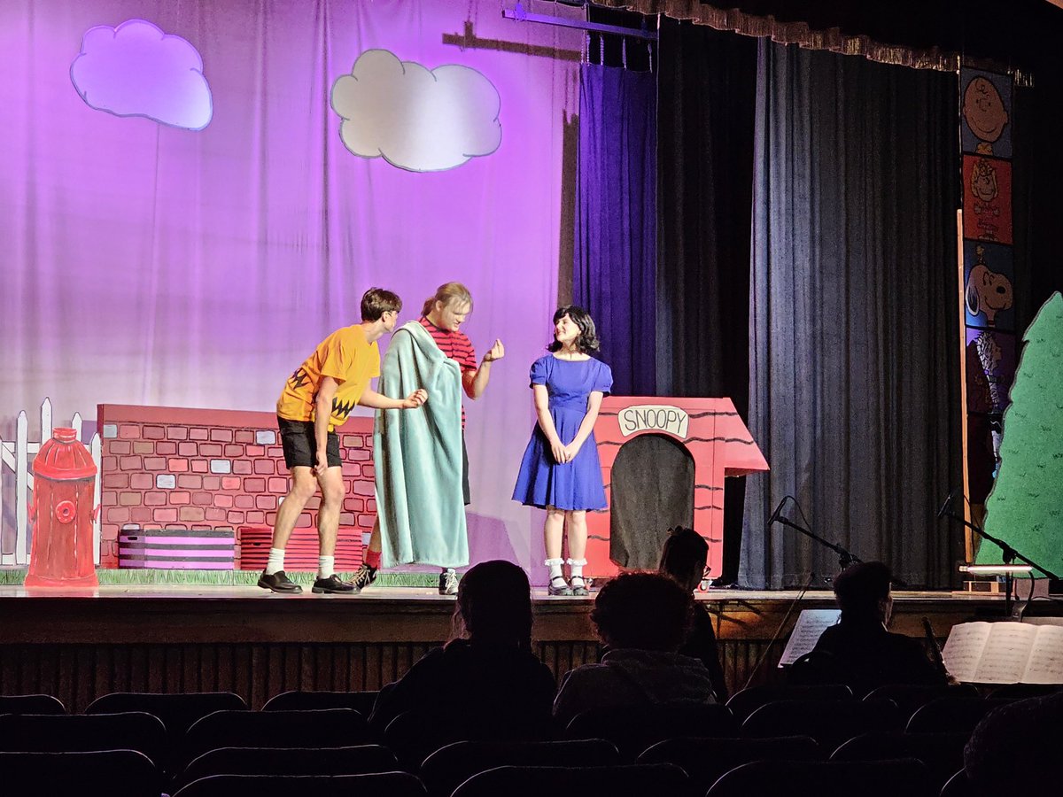 Carter High School Musical Charlie Brown! Great performance by students! Great job Mr Berkley! Go Hornets!