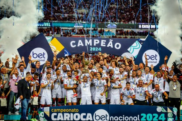 GKmZlr3WoAAtEn5?format=png&name=small