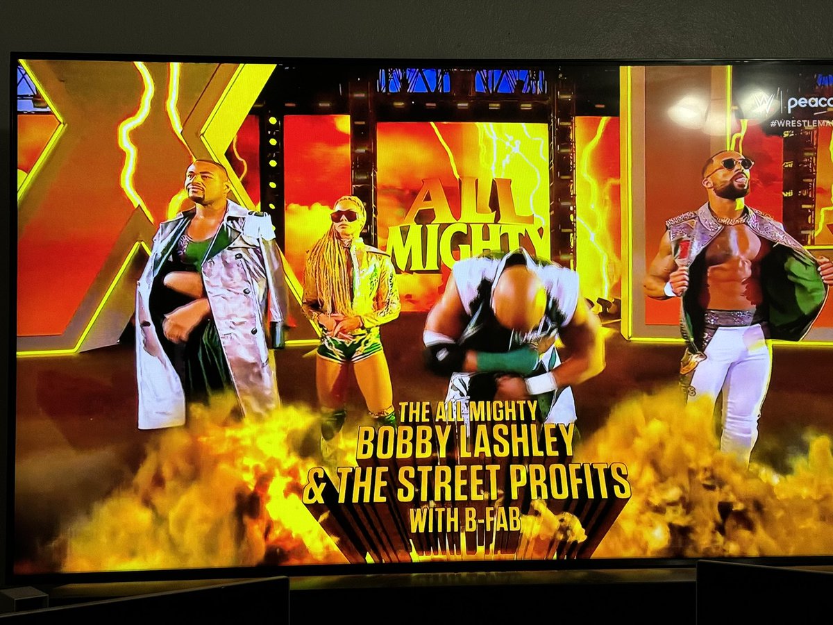 ErnestHooker89's tweet image. B-Fab 🤩🙌🏽🔥💙 #BFAB #WrestleMania