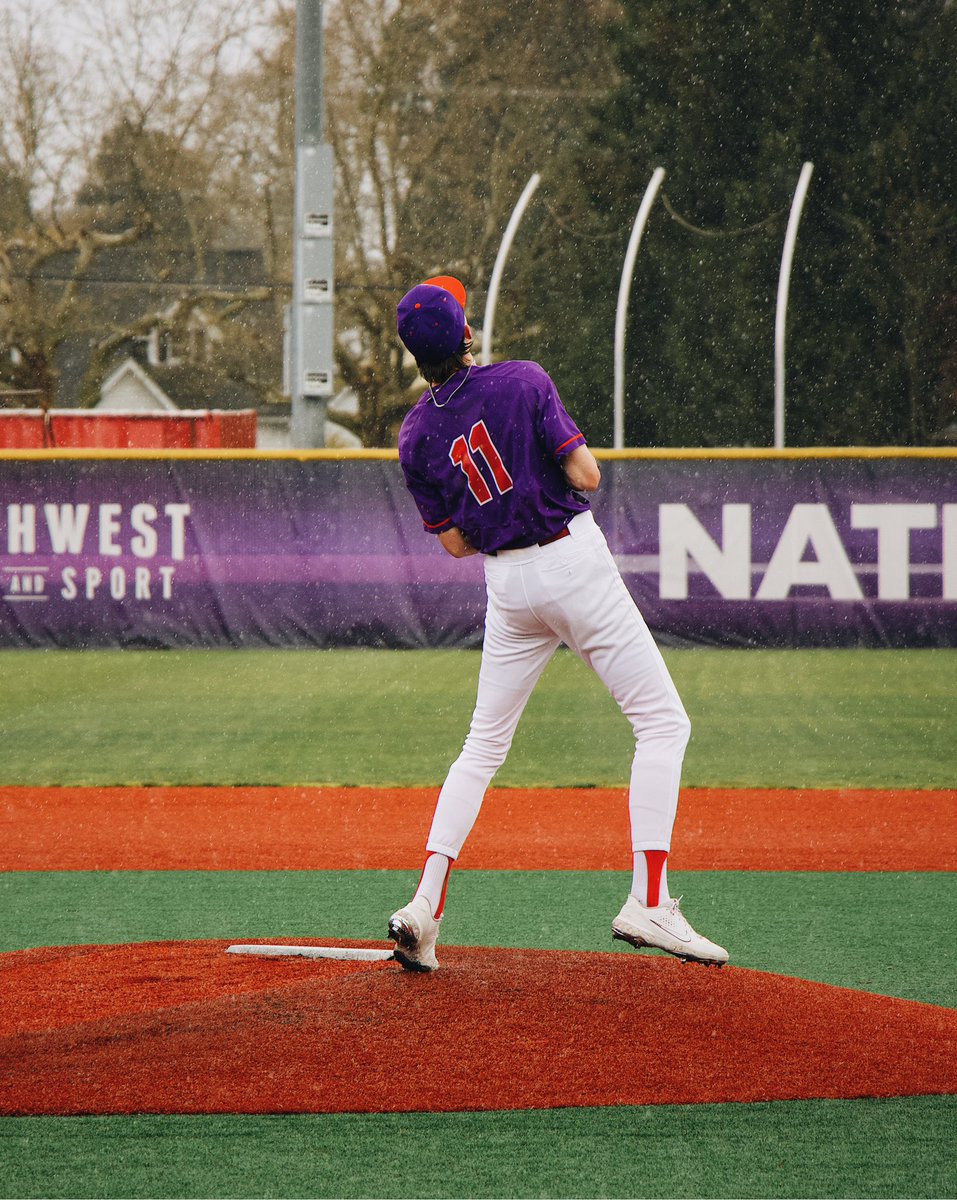 linfieldbsb tweet picture