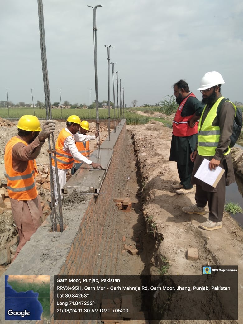NabeelNawabi's tweet image. Production of sewer pipes, construction of boundary wall and manholes, laying of sewer pipe is in progress in tehsil bhawana, where PRMSC is implementing Punjab Rural Sustainable Water Supply and Sanitation Project, funded by #WorldBank

#PRSWSSP #PRMSC #WorldBank