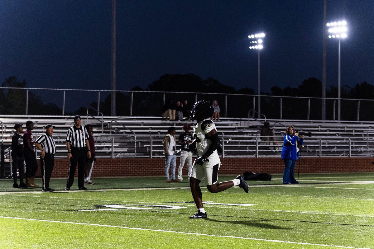 DaelynPatton's tweet image. I’m convinced that I was put here for a reason 🫶🏽.
#springball✔️