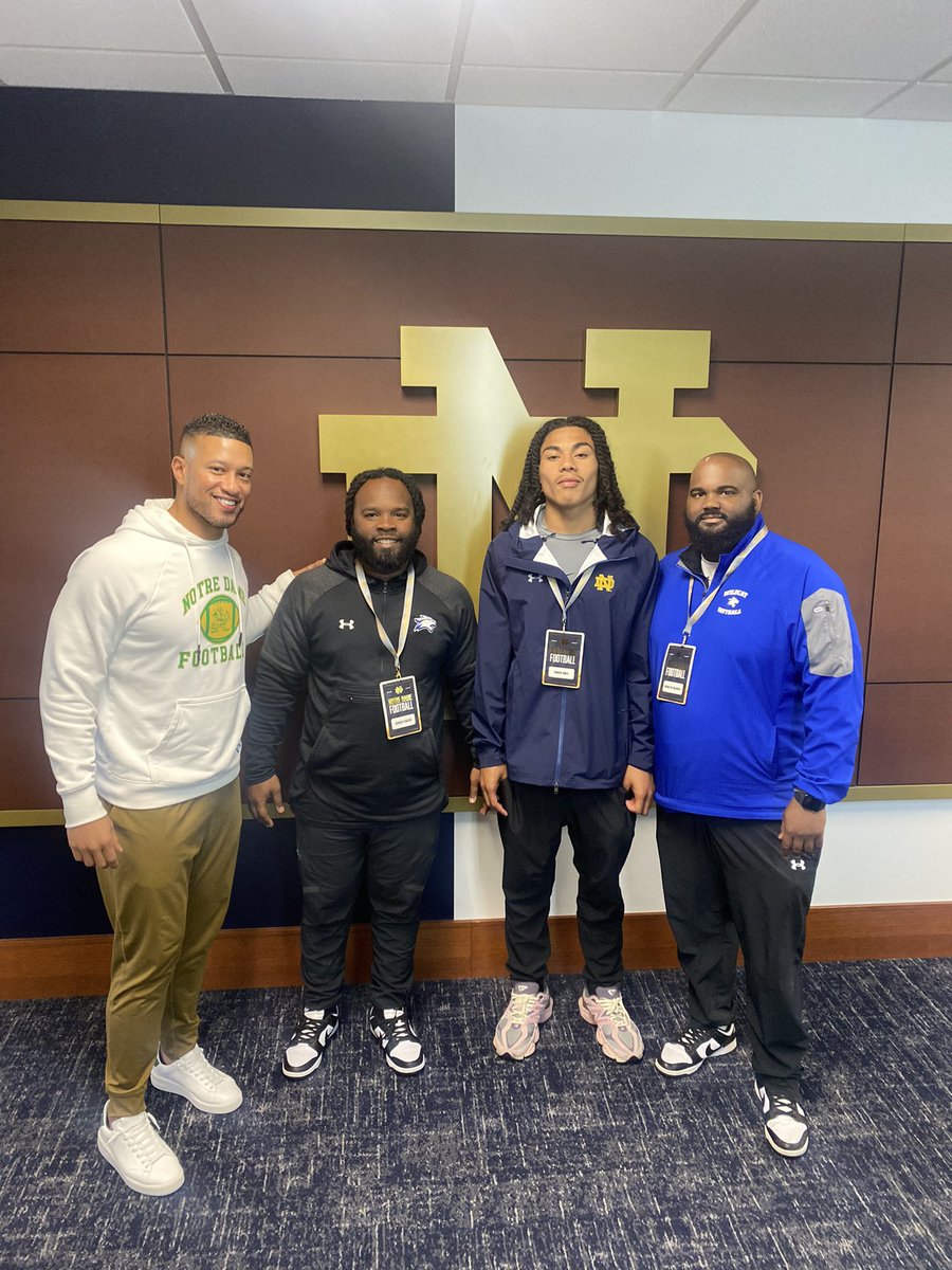 Big S/O to @NDFootball For The Love and Hospitality! South Bend Is Special @irishillustratd #4For40 #PlayLikeAChampionToday