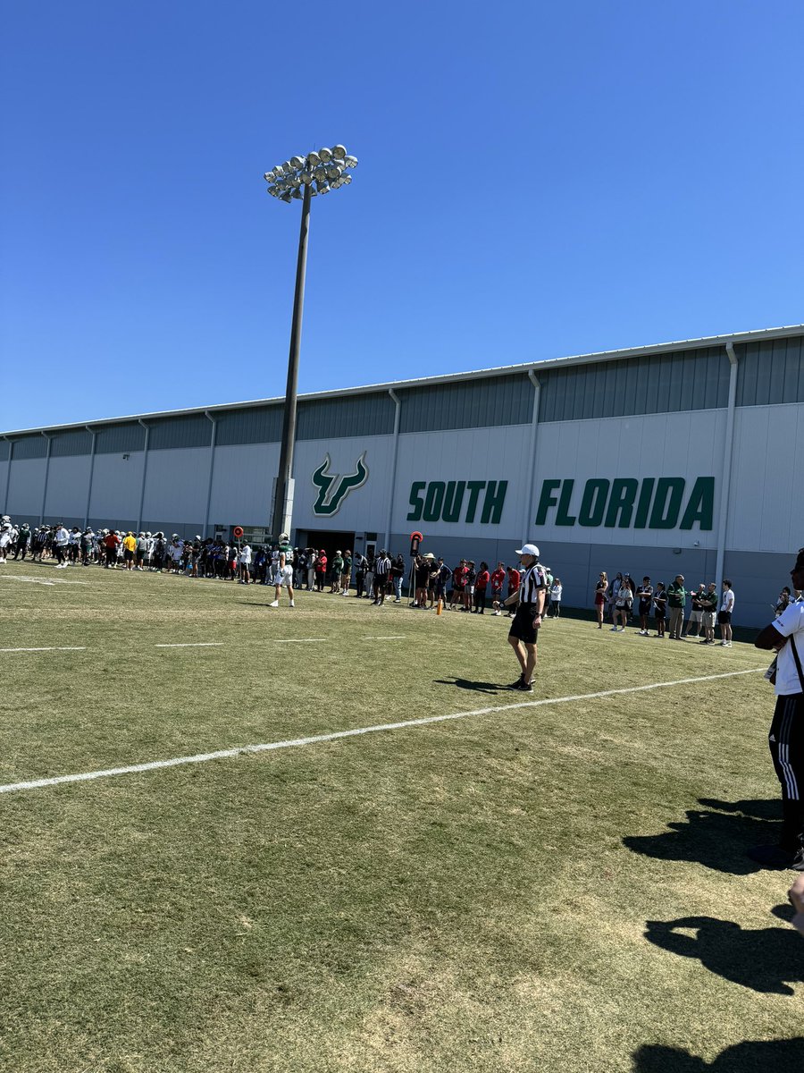 Had a great time this weekend at USF’s spring scrimmage. @CoachOdierno @coachmajoy @DefCoach @CoachProth @CoachJamesRowe @larryblustein @OviedoFBRecruit @Oviedo_Football