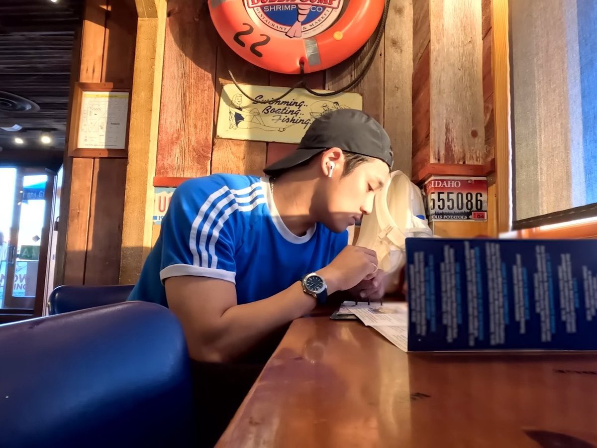 goatman turns a quiet 27 🎈🎉