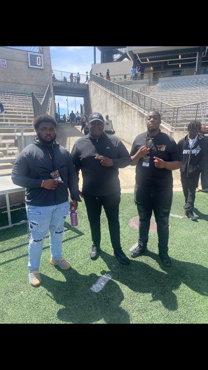 FrankVreen (@fvreen) on Twitter photo Thank You <a href="/middletontodd11/">William Middleton</a> For this Great Experience I Felt Very Welcomed At The <a href="/BamaStateFB/">Alabama State Football</a> 🖤💛 Thanks For the Love and hospitality <a href="/PrincePearson9/">Prince Pearson</a> #SWORM Thank You <a href="/middletontodd11/">William Middleton</a> For this Great Experience I Felt Very Welcomed At The <a href="/BamaStateFB/">Alabama State Football</a> 🖤💛 Thanks For the Love and hospitality <a href="/PrincePearson9/">Prince Pearson</a> #SWORM