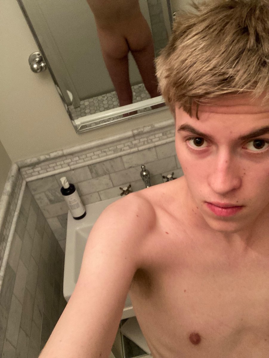 Inevitablelaugh's tweet photo. Front and back view https://t.co/yyZAxsW8bi