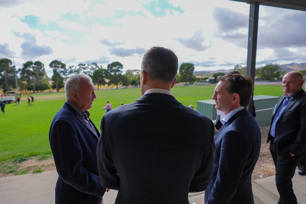 South Australia’s Barossa Valley is set to play a role in the 2025 @AFL Gather Round. 

I’m thrilled we’re able to play host to the AFL Gather Round in the Barossa next year and look forward to visitors and locals alike enjoying this premier tourist destination.
