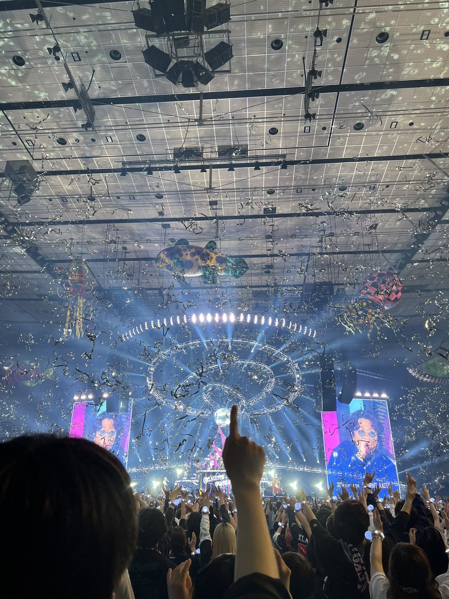 アリーナ2ブロック目だった、セカオワ大好き

#深海ネタバレ  #セカオワ