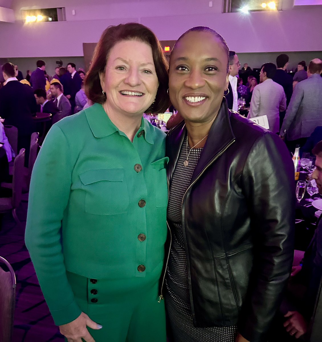 It was great to see US Senator @LaphonzaB at @VictoryFund! She’s a trailblazer and incredible advocate for California, and I’m grateful to work alongside her on behalf of our state!