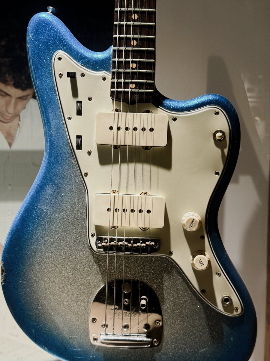 This 1960 Jazzmaster was custom painted to match the other band members’ instruments in Dick Dale’s band, the Del-Tones. Dick also verified that this was the guitar used and seen in the movie “Beach Party.” Come See What You’ve Heard! #dickdale #jazzmaster #beachparty