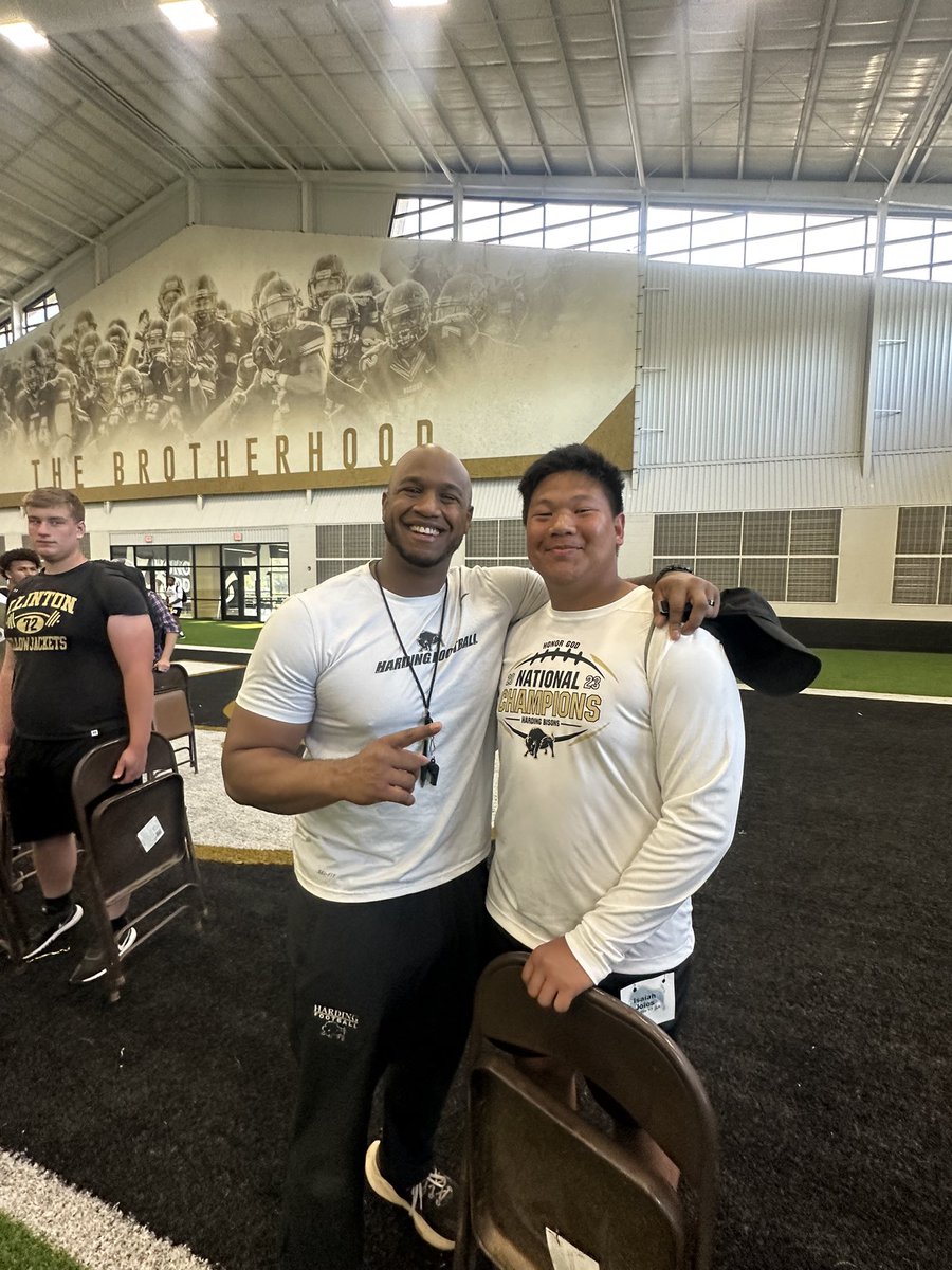 joles_isaiah's tweet photo. Had a fun day at @Harding_FB. Thank you for the invite! @mattymidd3 @CoachBigHU https://t.co/8b014D2BUj