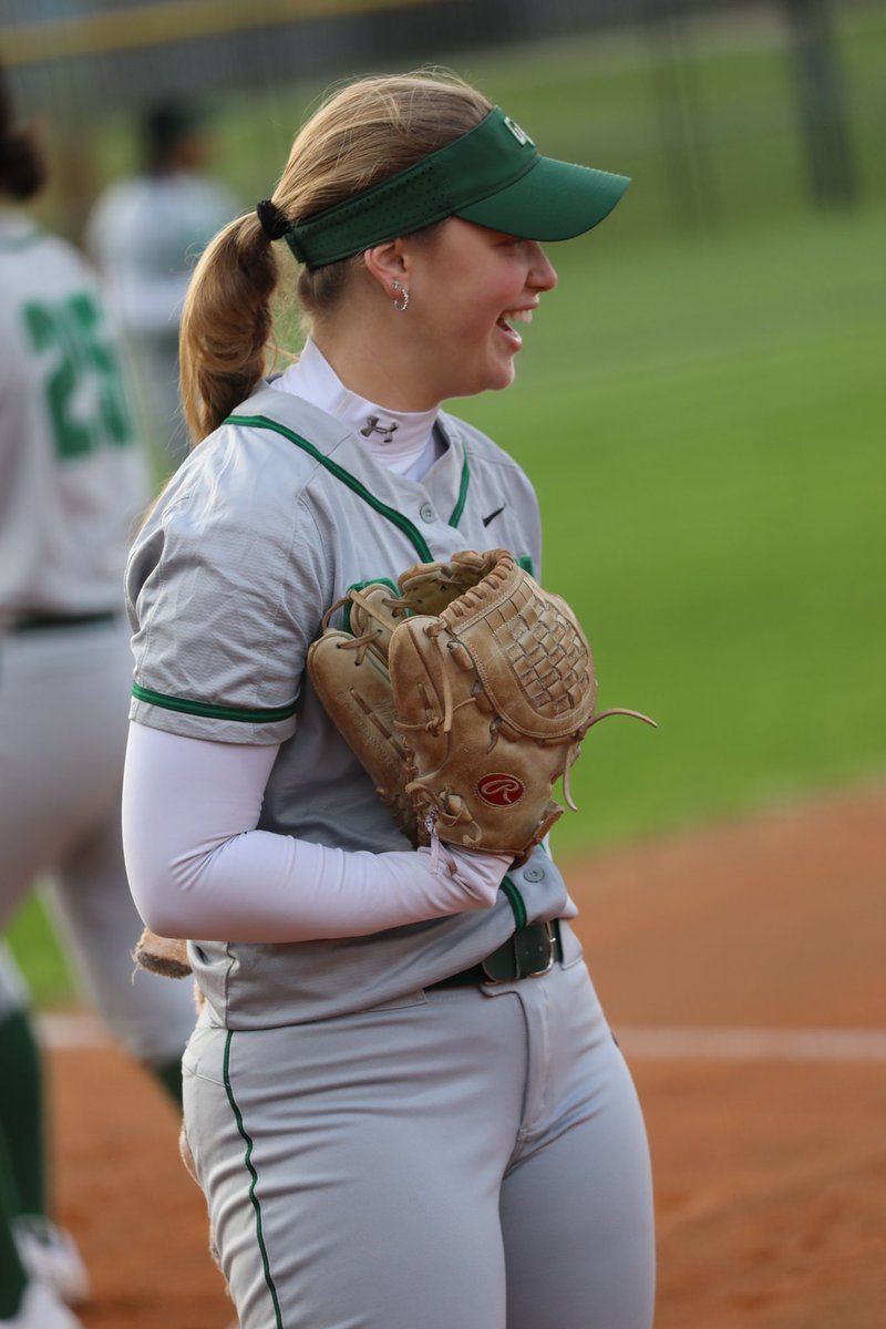 GreenHillHighSB's tweet photo. Week 3 Vibes with #Team4ππ₯ππ₯ #BetterTogether #HunterNotHunted https://t.co/kzdaRQ6tCV