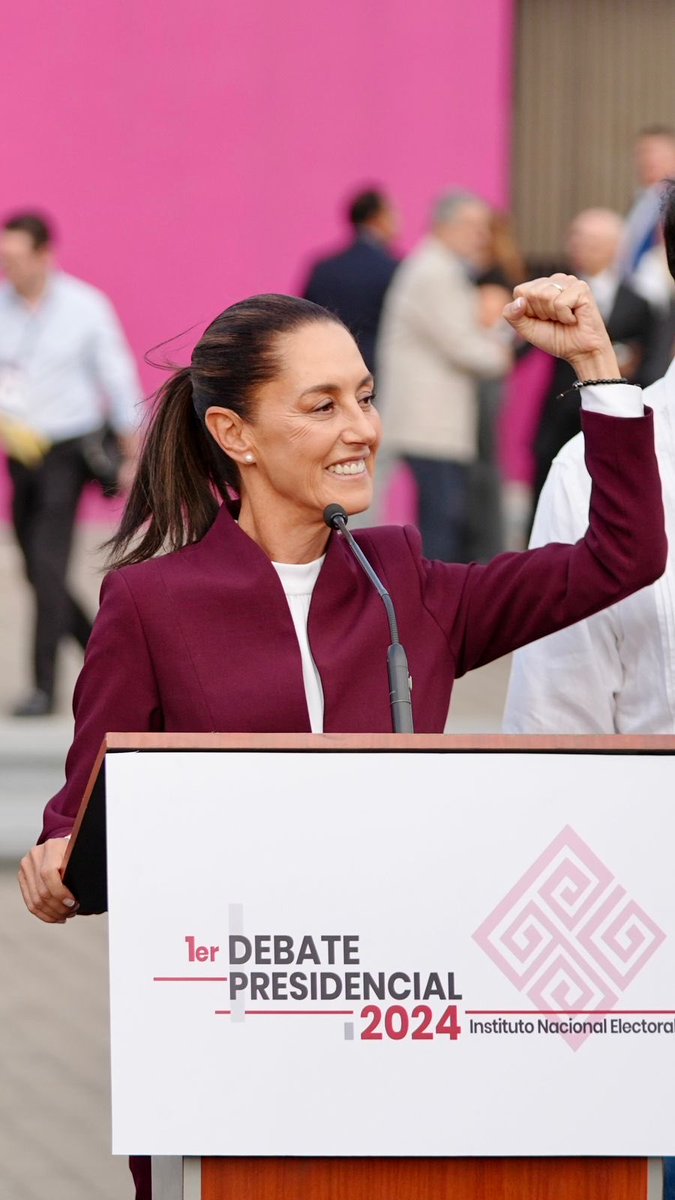 AbrahamCarro's tweet photo. ¡Vamos a ganar! ❤️

#ClaudiaPresidenta https://t.co/QzFDAbSE40
