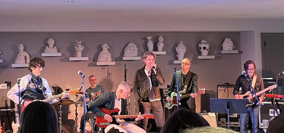 A tuneful #RedSox 2004 WS reunion for #FTBNL and moving tribute to Tim Wakefield by @bronson_arroyo @DinardoLenny @willdailey Ed V, Chris Anzalone and co.