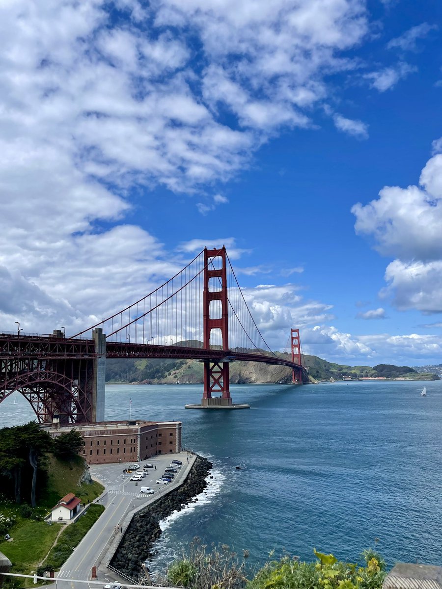 What better way to end this wonderful week of #ISA2024 than with a stroll along the Golden Gate in good company! 🤩 @b_santoire