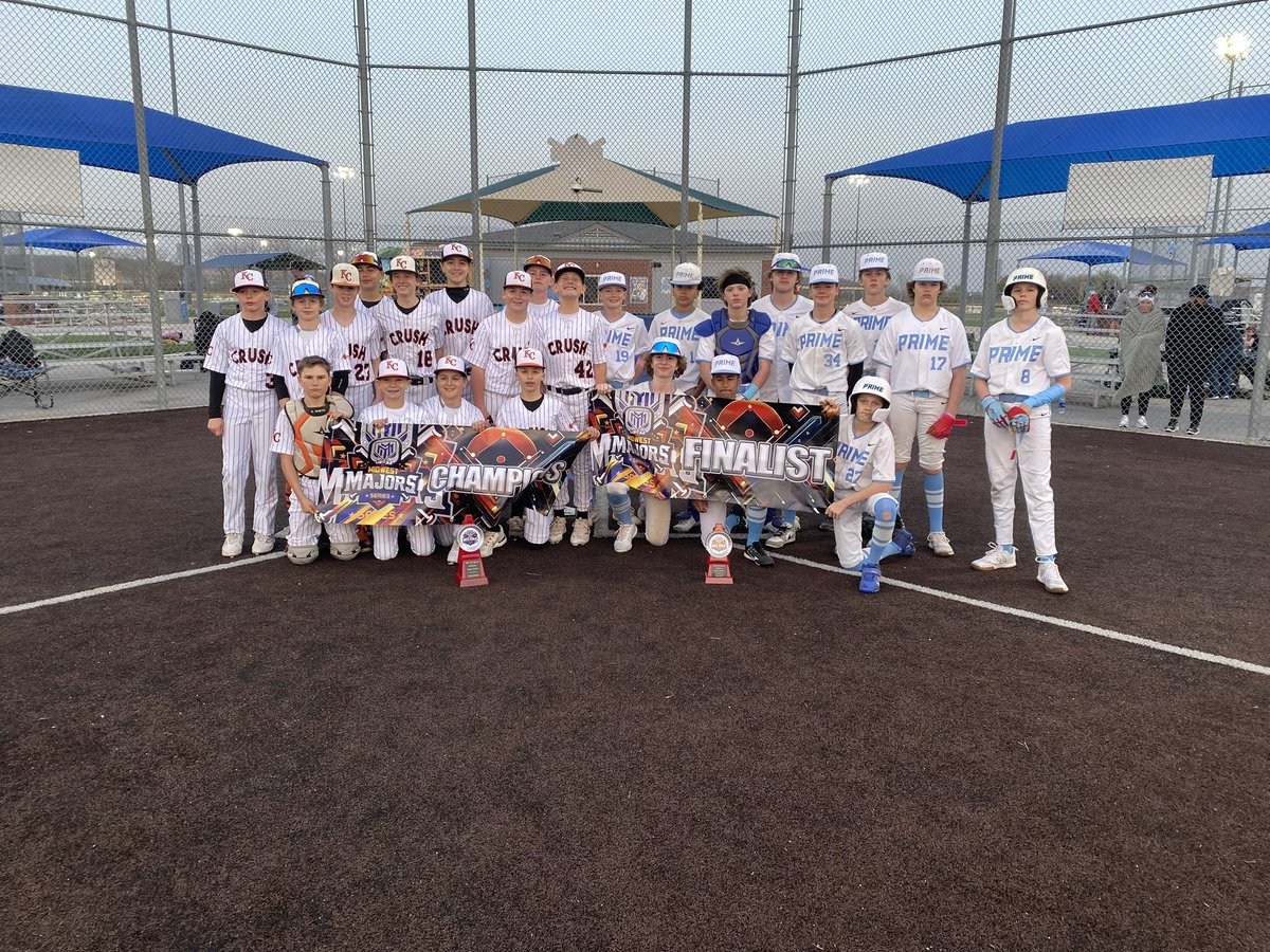 Congratulations to both of these teams on making it to the championship game in one of the most competitive events in the Midwest! #PlayUSSSA #MidwestMajorsSeries 

13major Finalists:

🥇- KC Crush Black
🥈- Prime 27:17 May

@USSSA_Midwest | @USSSABSBL | @USSSA_KC |