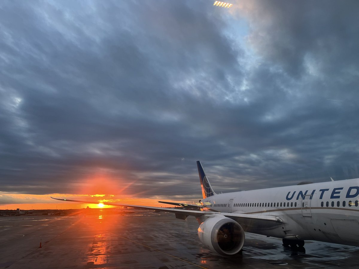 Traded a San Jose Del Cabo sunrise for an O’Hare sunset.  Life tip: do not try to make an international connection in Chicago